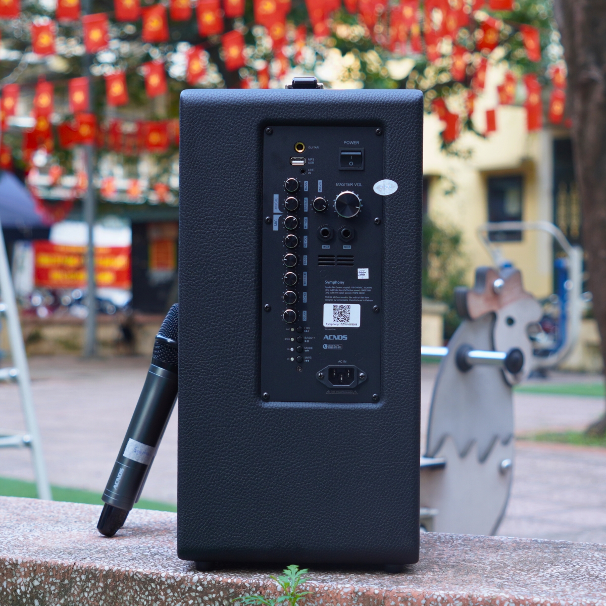 Loa karaoke Acnos Symphony cho âm thanh mạnh mẽ