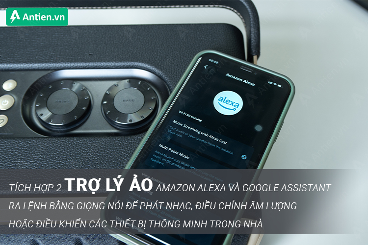 Authentics Series là dòng loa Wifi đầu tiên tích hợp đồng thời Alexa và Google Assistant 