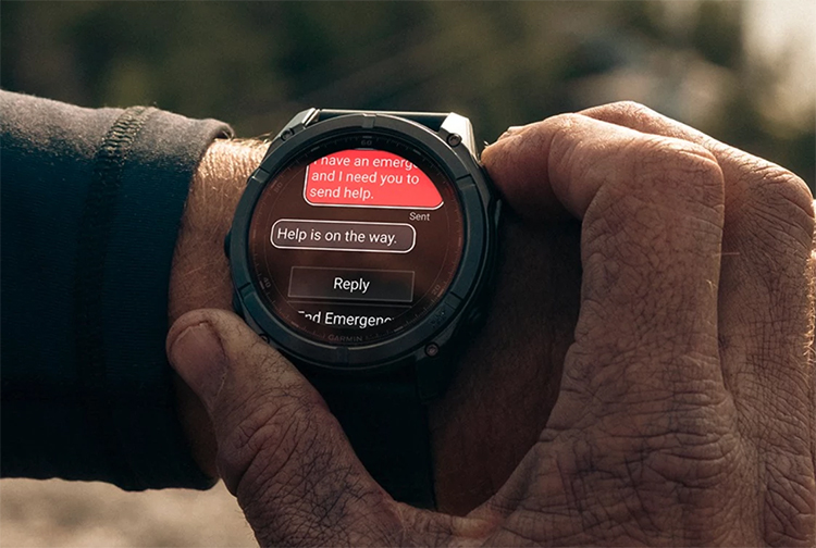 Công nghệ Inreach hỗ trợ nghe gọi ngay trên cổ tay mà không cần điện thoại