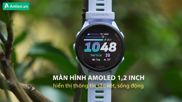 Foerunner 70 hiển thị thông tin sống động, sắc nét với màn hình AMOLED 1,2 inch