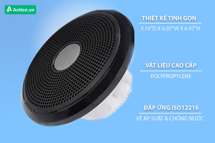 Dòng loa XS sở hữu thiết kế gọn, vật liệu chất lượng cao, giữ trọn nét cổ điển trên tàu