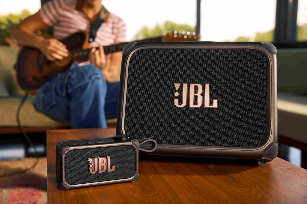 Loa JBL BandBox Trio sở hữu hệ thống hiệu ứng đa dạng và mô phỏng ampli linh hoạt