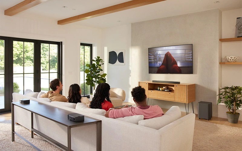 Hệ thống 5.0 kênh và công suất 260W trên loa soundbar JBL Bar 300