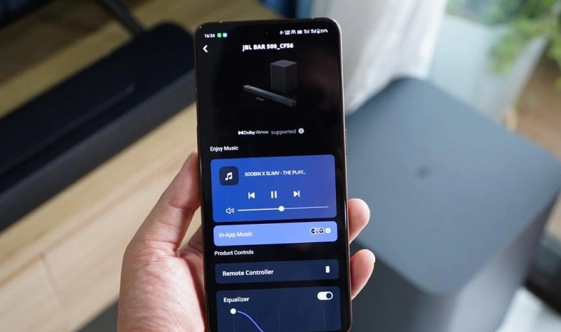 Trải nghiệm điều khiển thông minh với loa soundbar JBL Bar 500MK2