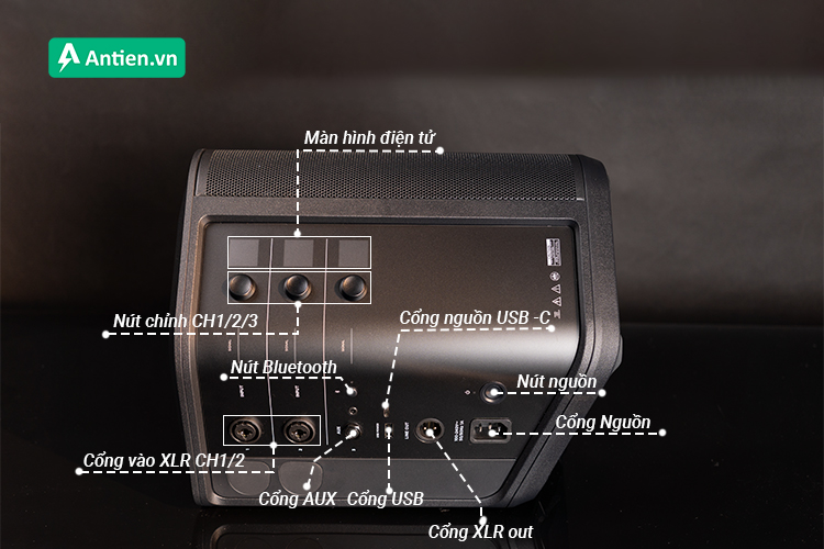 Kết nối không dây qua Bluetooth hoặc có dây với hệ thống cổng đa dạng