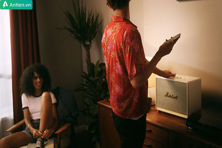 Woburn 2 mang đến chất âm khỏe khoắn, giàu năng lượng