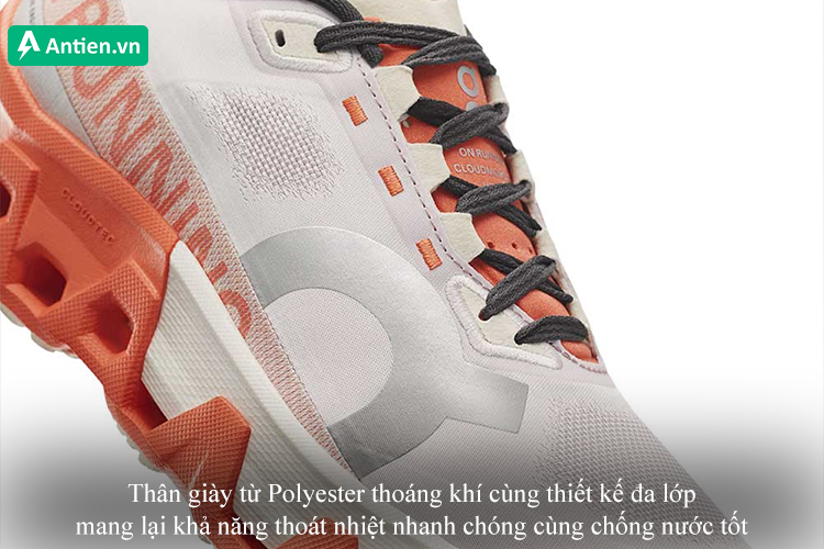 Thân giày thoáng khí cùng khả năng chống nươc tốt