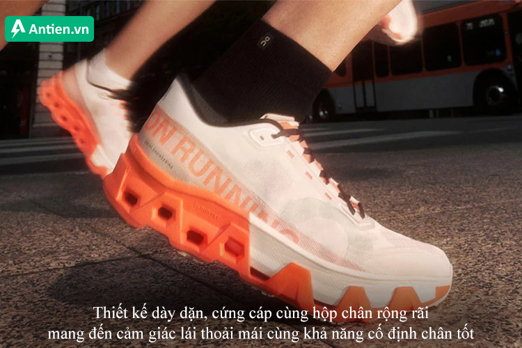 Thiết kế cứng cáp cùng hộp chân rộng rãi