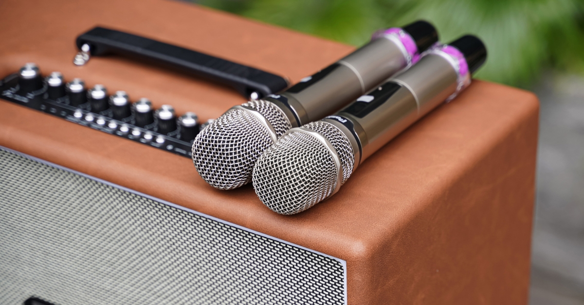 PASION Outro đi kèm mic không dây