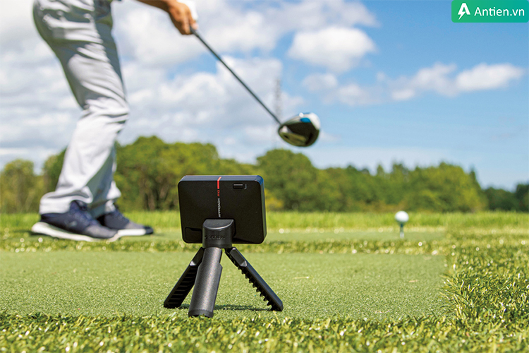 Approach R10 cho thời lượng pin tới 10h