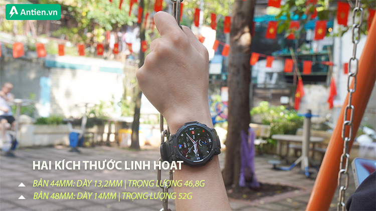 Ôm trọn cổ tay với 2 phiên bản 44mm hoặc 48mm