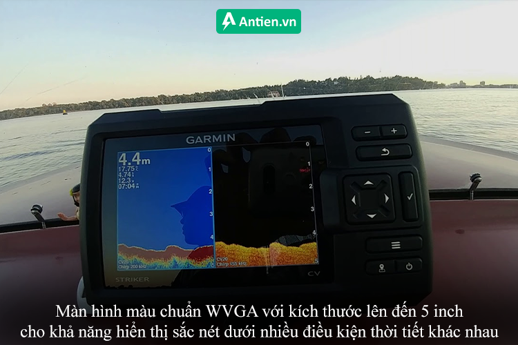 Màn hình màu hiển thị rõ nét trong nhiều điều kiện thời tiết