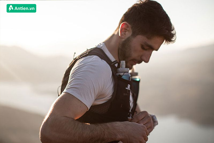 Vest nước chạy Trail là gì