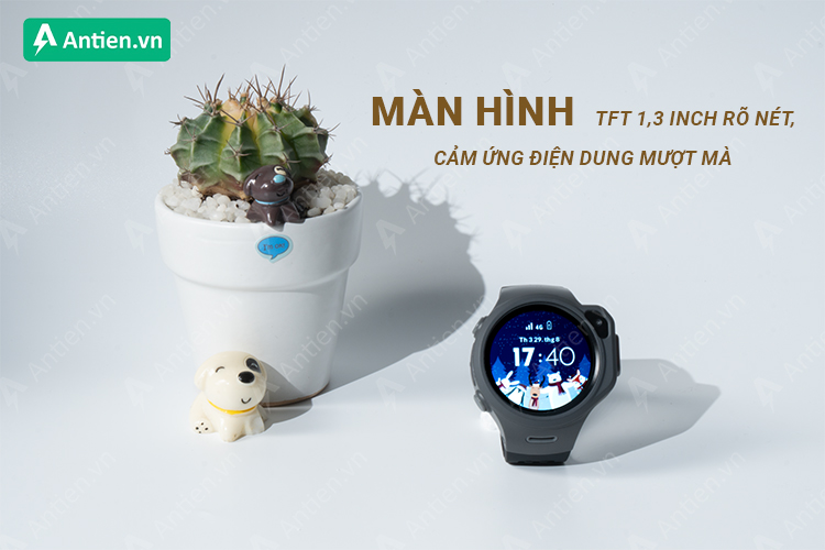 Đồng hồ trẻ em R1C trang bị màn hình cảm ứng điện dung TFT mượt mà, hiển thị rõ nét