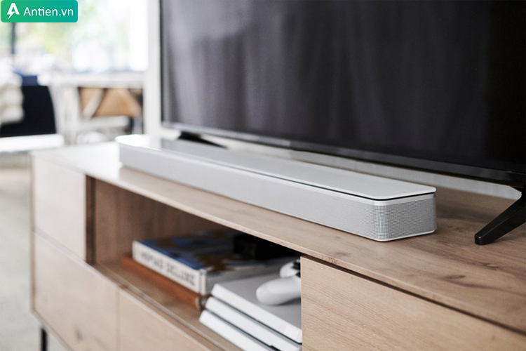 Cấu tạo của loa thanh đơn giản với vẻ ngoài sang trọng, tinh tế