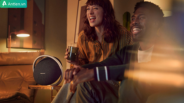 Onyx 8 và 7 có khả năng hoạt động liên tục đến 8h nhờ viên pin bền bỉ