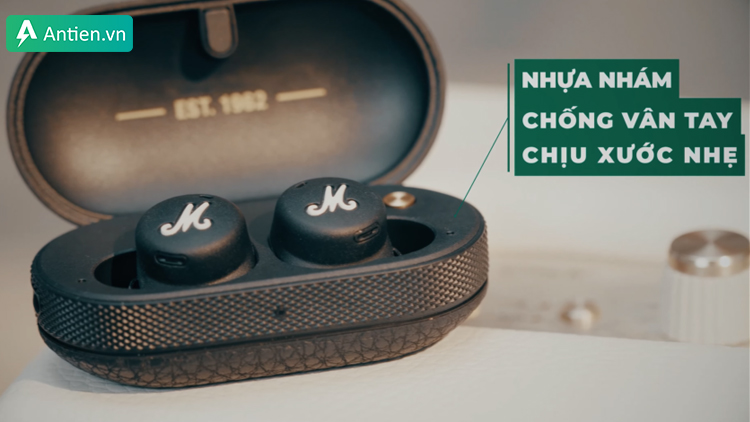 Marshall Mode II có vỏ nhựa nhám