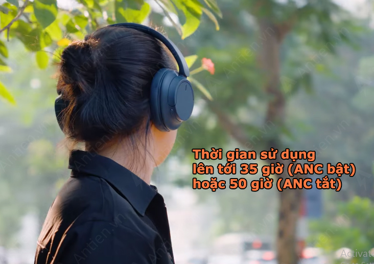 Dung lượng pin ấn tượng của tai nghe Sony WH-CH720N