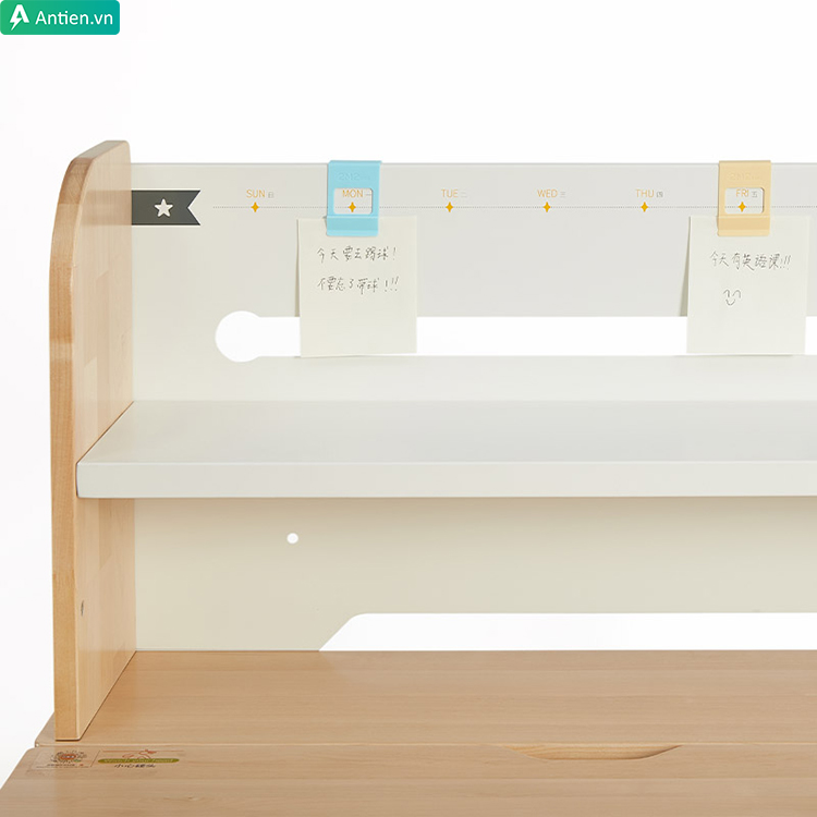 Bảng ghi chú các ngày trong tuần trên bàn học 2M2KIDS giúp trẻ dễ dàng lập kế hoạch