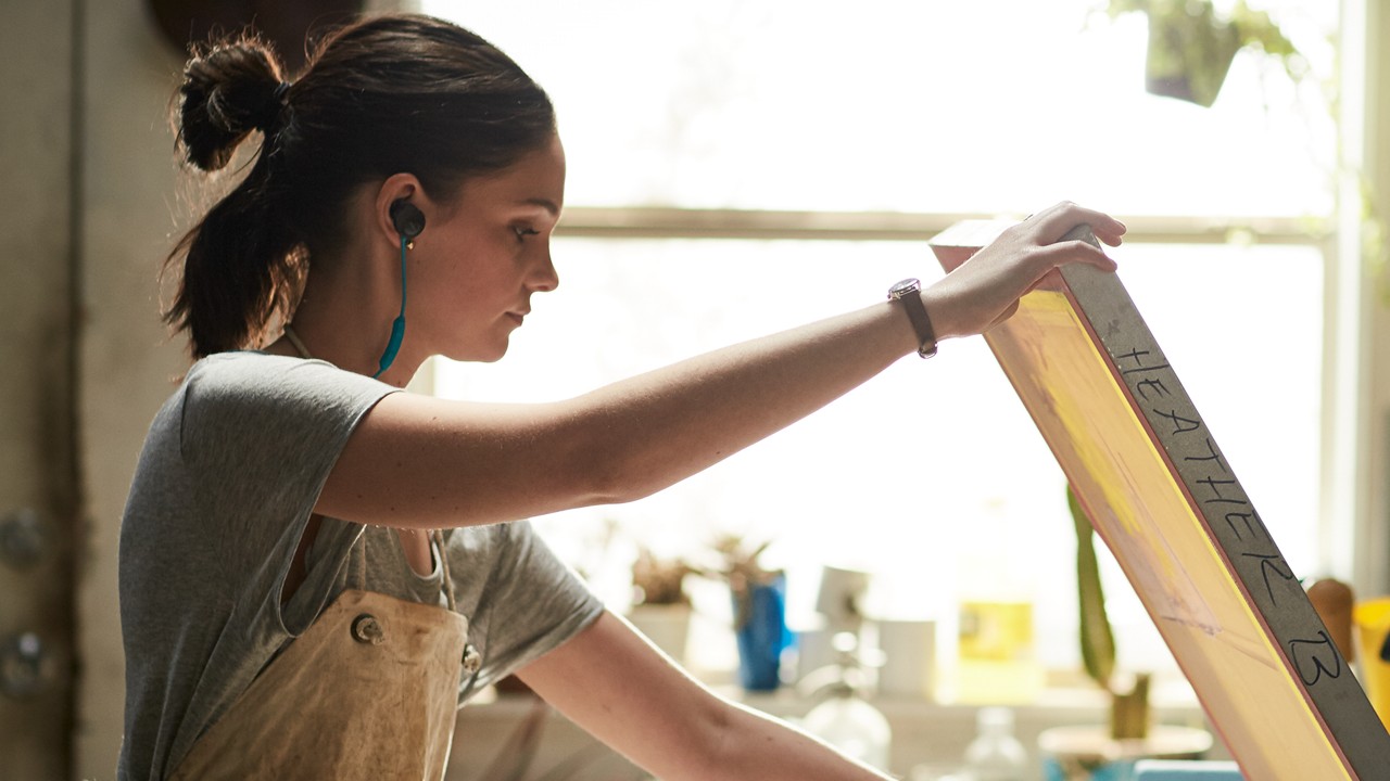 Tai nghe Bluetooth Bose SoundSport thời gian nghe 6 tiếng