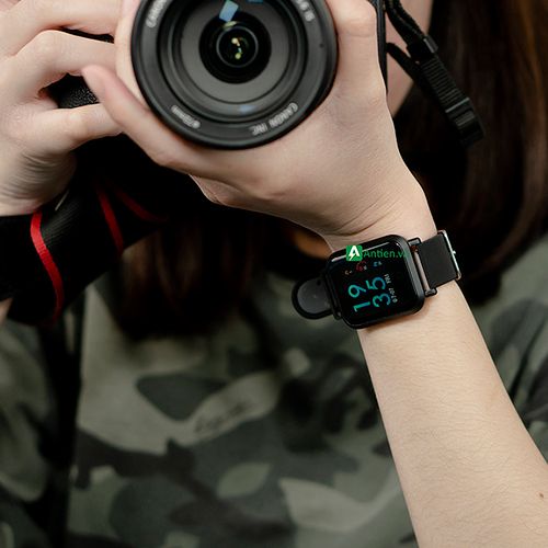 Đồng hồ thông minh Colmi S9 Plus có thiết kế nhỏ gọn, bắt mắt