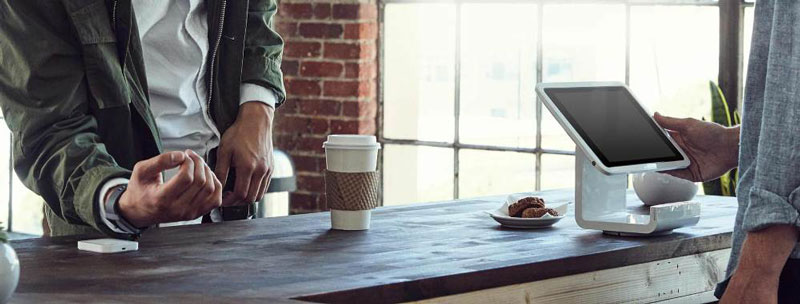 Thanh toán trước tiếp với Smartwatch Fitbit ionic