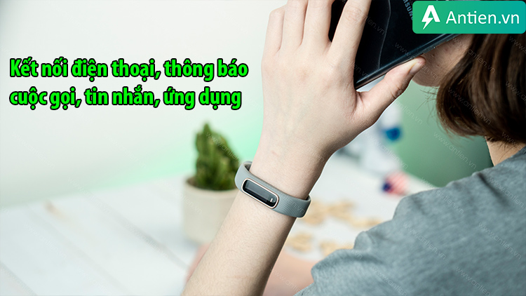 Vòng tay Vivosmart 4 kết nối điện thoại nhận thông báo