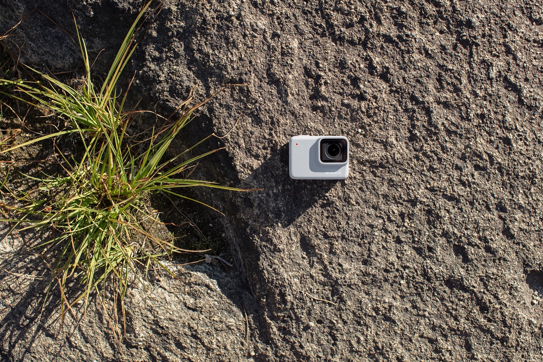 GoPro Hero 7 White điều khiển bằng giọng nói