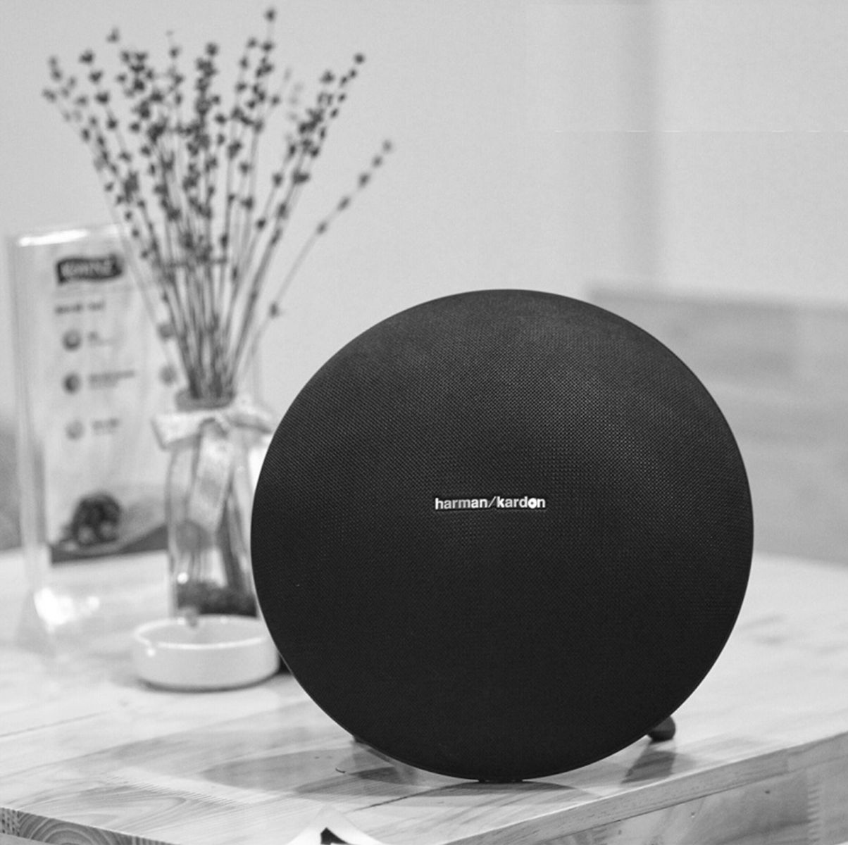 Loa bluetooth Harman Kardon Onyx Studio 4