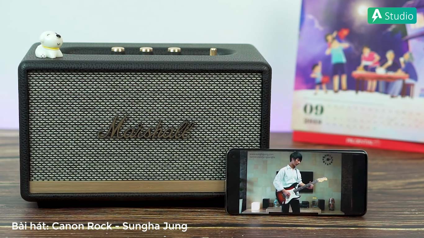 loa Marshall Acton 2 có công suất 130W