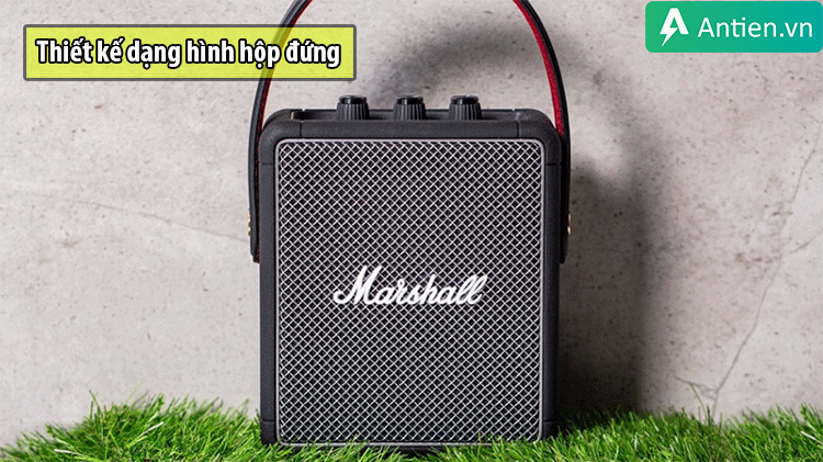 Marshall Stockwell II được thiết kế dạng hình hộp đứng với các chi tiết quen thuộc