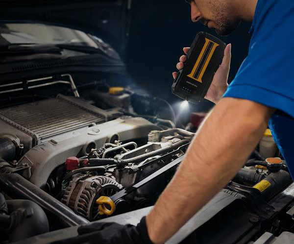 Pin dự phòng tích hợp đèn pin siêu sáng