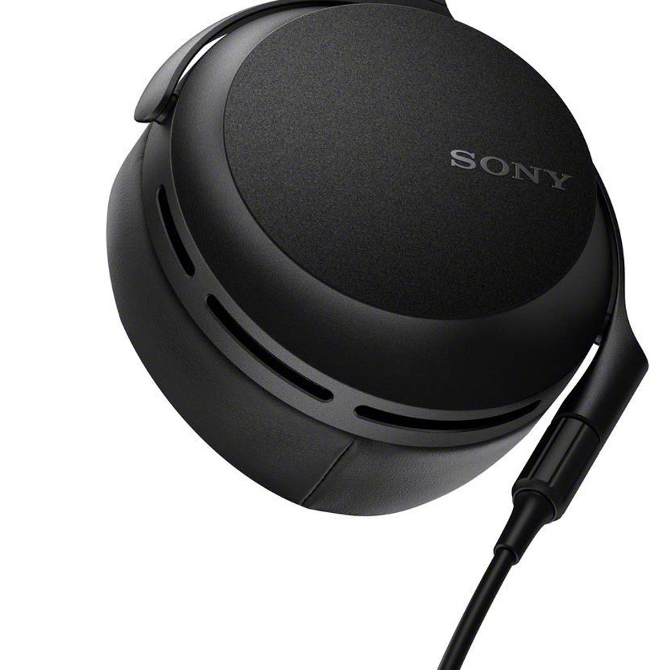 Tai nghe Sony MDR-Z7M2 với các góc lượn sóng tinh tế