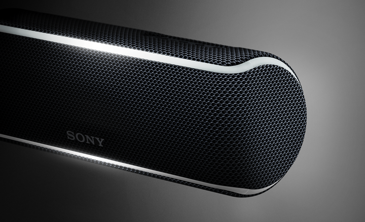 Loa bluetooth có thiết kế chắc chắn, hiện đại