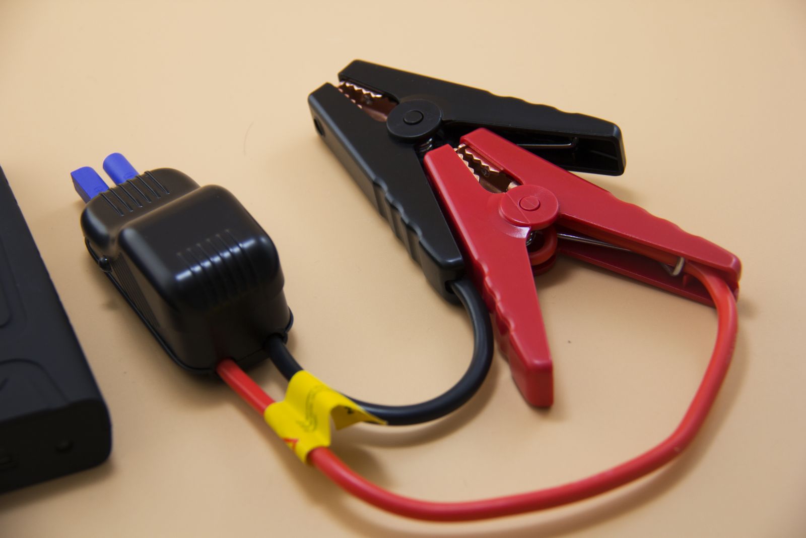 Bộ kishc điện ô tô Ravpower PB063